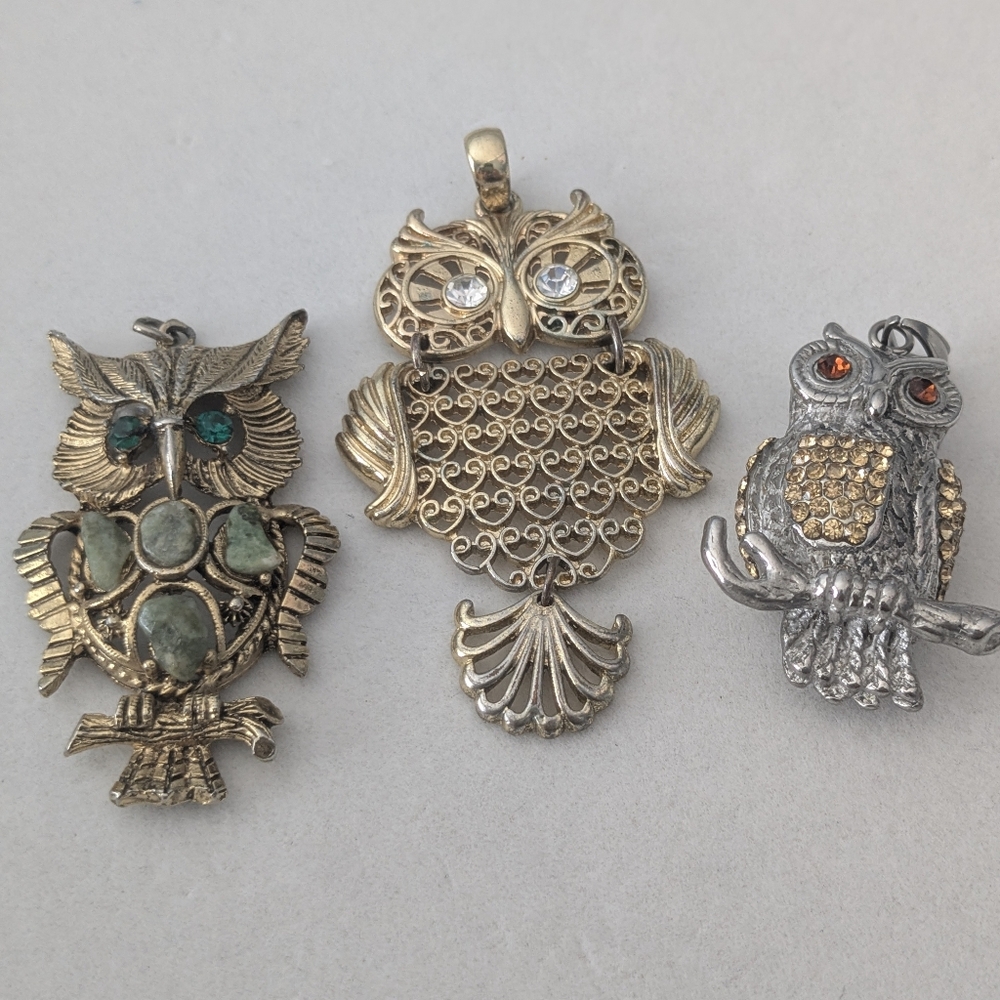 Beautiful Boho Vintage Set of Owl Pendants